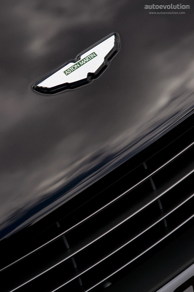 Aston Martin V8 Vantage N420 Roadster. ASTON MARTIN V8 Vantage N420 Roadster 2010 - Present Photo Gallery - Image 6