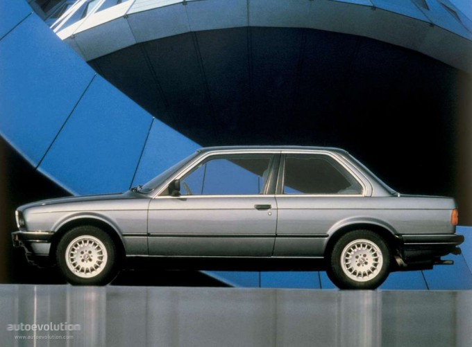 BMW3Series-E30-Coupe-medium-763_3.jpg