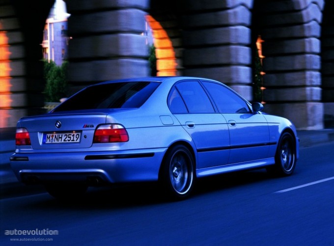 bmw m5 e39. BMW M5 (E39) lt; gt;
