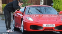 Click to enlarge [Andy Murray to Pay 100,000 Pounds to Insure His 
Ferrari - pic 1]