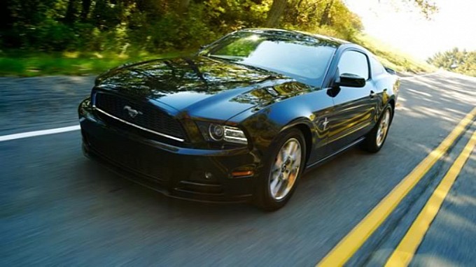 http://www.autoevolution.com/images/news/gallery/medium/2013-ford-mustang-gets-california-special-and-v6-pony-package-photo-gallery-medium_6.jpg