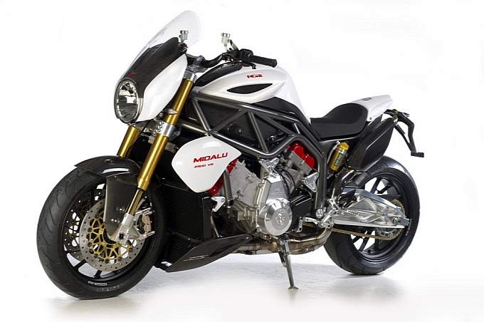 fgr-midalu-2500-v6-motorcycle-introduced-medium_9.jpg