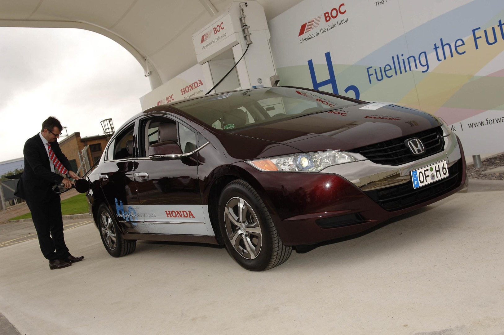 Honda opens a hydrogen refueling station